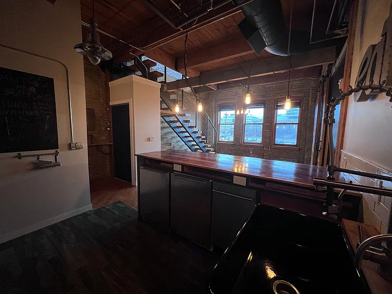 600 Monroe Ave NW #206 — Photo 9