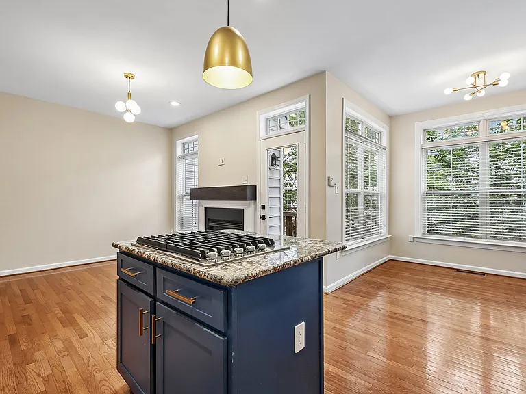 5016 Gardner Dr — Photo 11