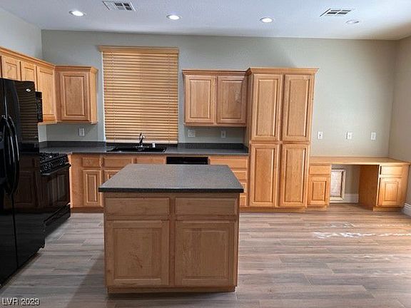 4th image of 11276 Campanile St