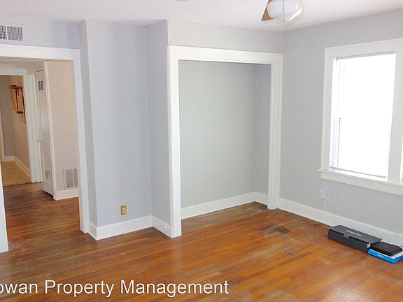 4th image of 1115 W 41st St APT 2W