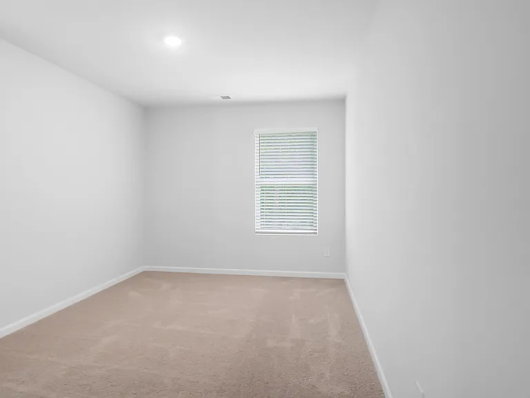 371 Lanier Cir — Photo 19