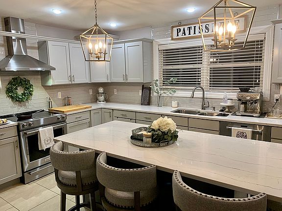 Newly remodeled kitchen 