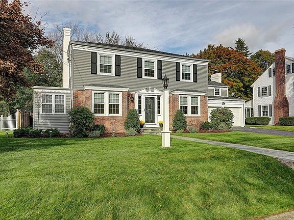 3rd image of 74 Don Ave