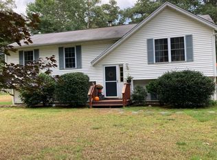 4890 S County Trl, Charlestown, RI 02813