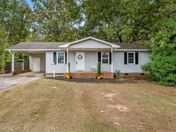 2722 Lebanon Rd, Pendleton, SC 29670