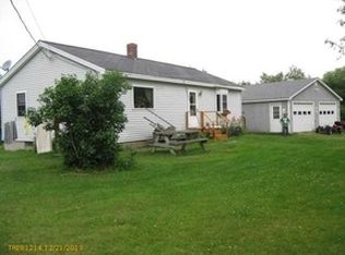 377 Dirigo Rd, China, ME 04358