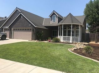 3050 N Yale Way, Hanford, CA 93230