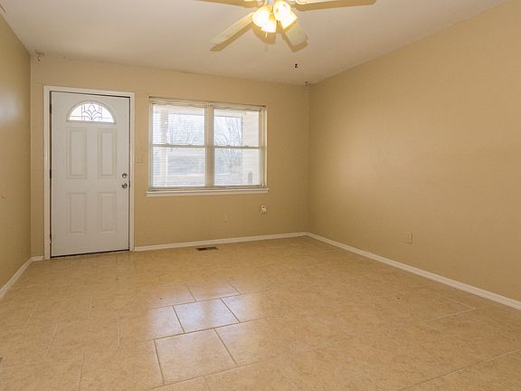 5th image of 3260 S 121st Ave E