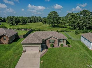 1635 W Brook St, Marshfield, MO 65706