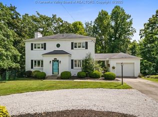 1524 Hampton Rd, Charleston, WV 25314