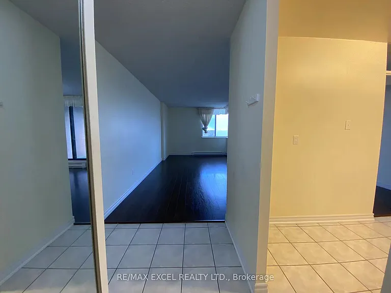 2500 Bridletowne Cir #907 — Photo 26