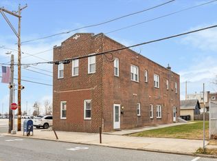 200 Wanamaker Ave APT 2, Essington, PA 19029