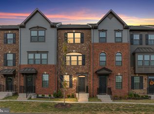14026 Sunrise Valley Dr, Herndon, VA 20171