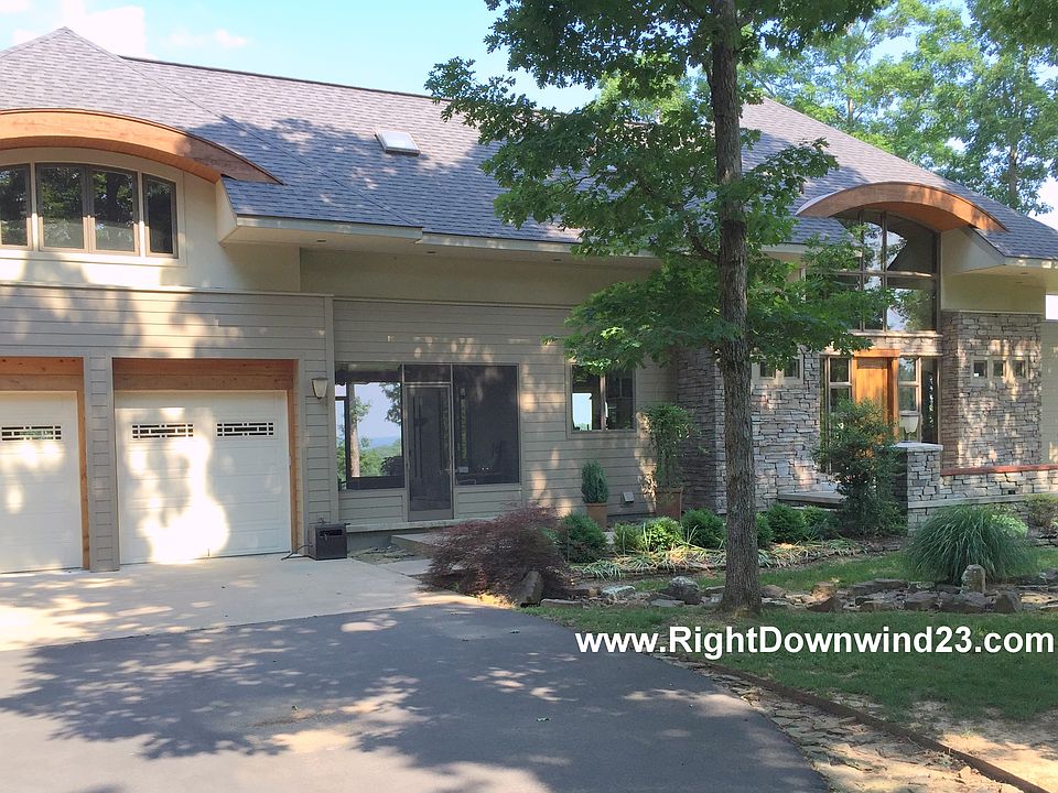 1st image of 1087 Mustang Dr
