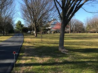 1788 Paper Mill Rd, Meadowbrook, PA 19046