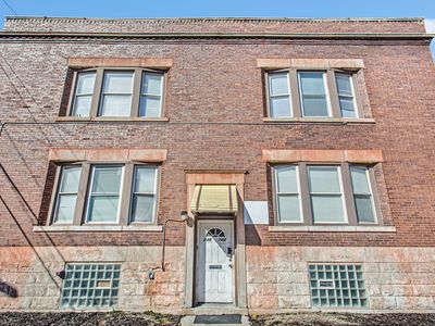 744 W 77th St, Chicago, IL, 60620
