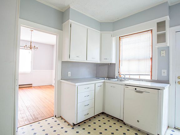 5th image of 306 Palen Ave