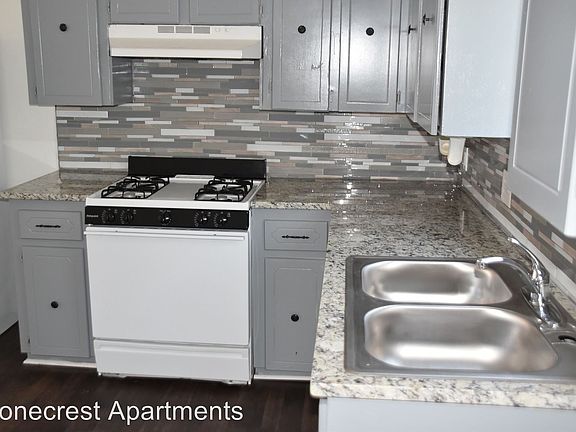 3rd image of 4418 Lynn Ln APT 70