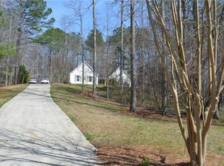 512 Westwind Way, Ball Ground, GA 30107