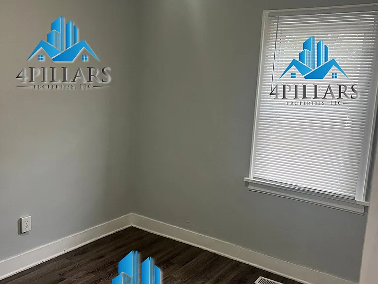 523 W Columbus Dr #2 — Photo 15