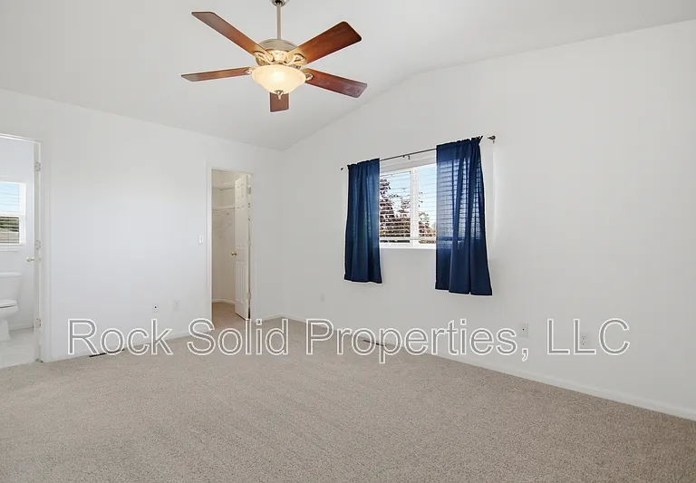 4804 Saddleback Dr — Photo 14
