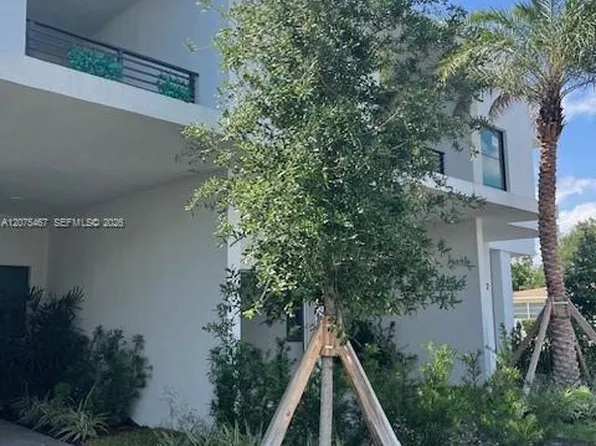2511 Pierce St #5, Hollywood, FL 33020