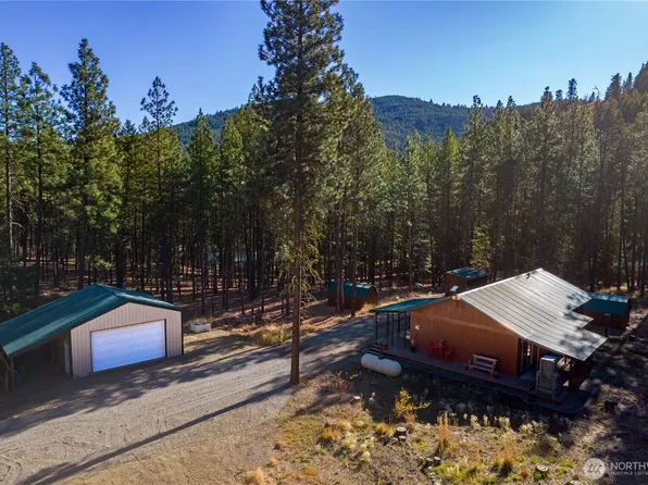 8 S Airstrip Road, Twisp, WA 98856