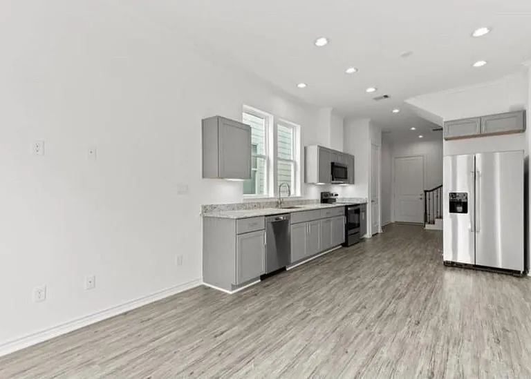 3249 Real St #A — Photo 5