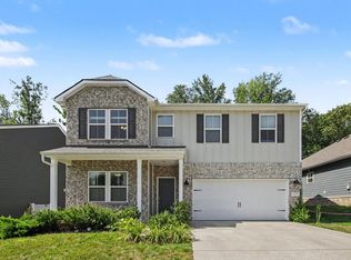 229 Brook Ave, White House, TN 37188