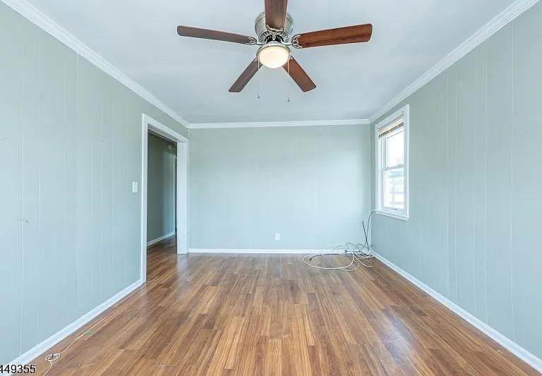 106 Broughton Ave — Photo 5