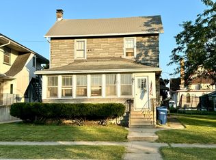 211 S 3rd St, Dekalb, IL 60115