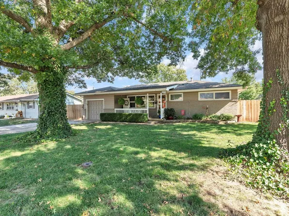 1912 State St, Augusta, KS 67010