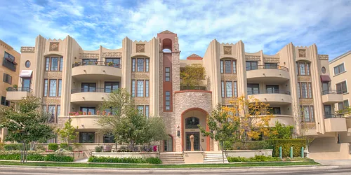 10305 Almayo Ave #301 Photo 1