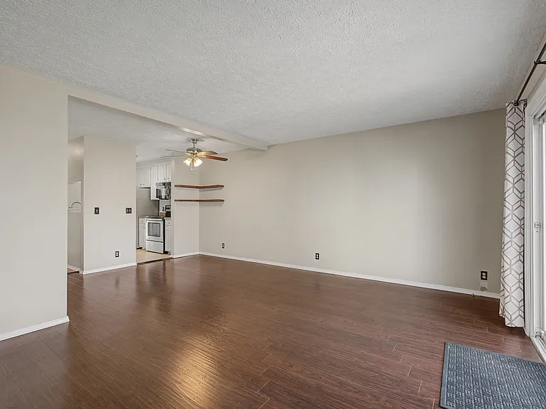 4316 Baton Rouge Dr — Photo 5