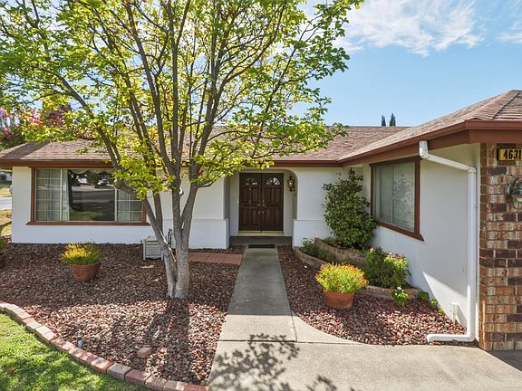 3rd image of 4631 Oakbough Way