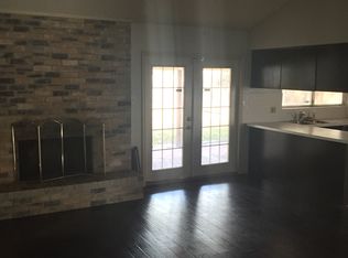 2325 Sheriff Dr, Grand Prairie, TX 75051