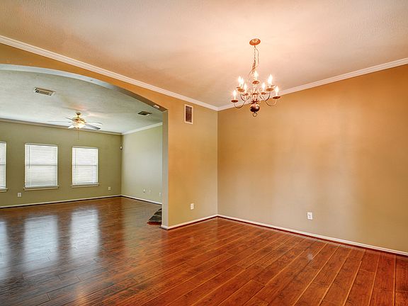5th image of 11818 Green Willow Falls Dr