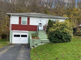 162 Borrmann Rd, East Haven, CT 06512