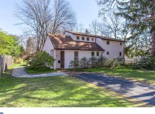 24 Devonwood Rd, Wayne, PA 19087