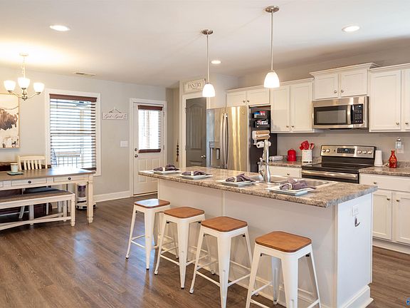 5th image of 450 Turkey Trail Rd