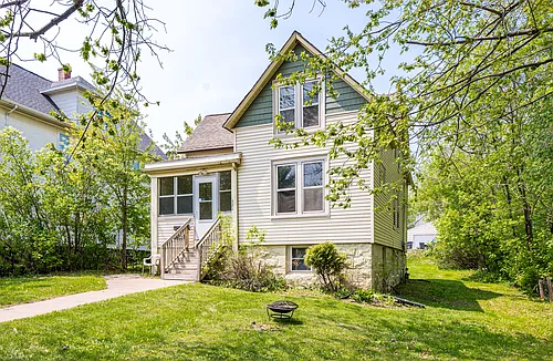 2 bed, 1.0 bath, $1,000 Photo 1