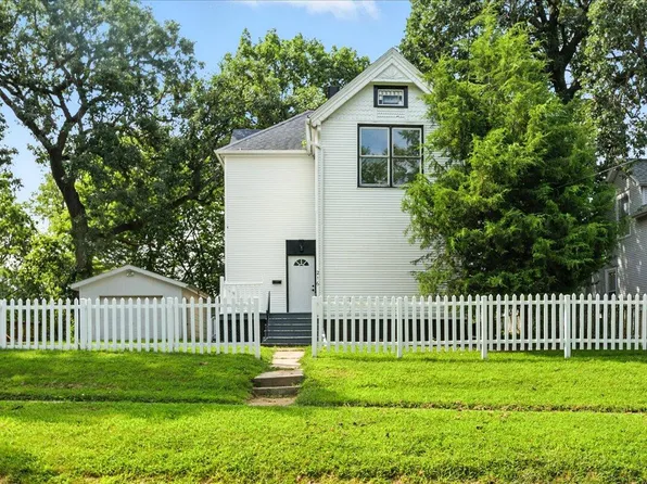 216 Morningside Ave, Council Bluffs, IA 51503