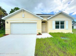 527 Scarsdale St SW, Palm Bay, FL 32908