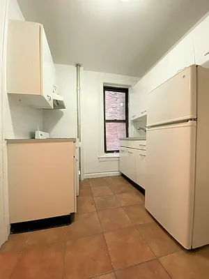 Rented by City & Suburban | media 21