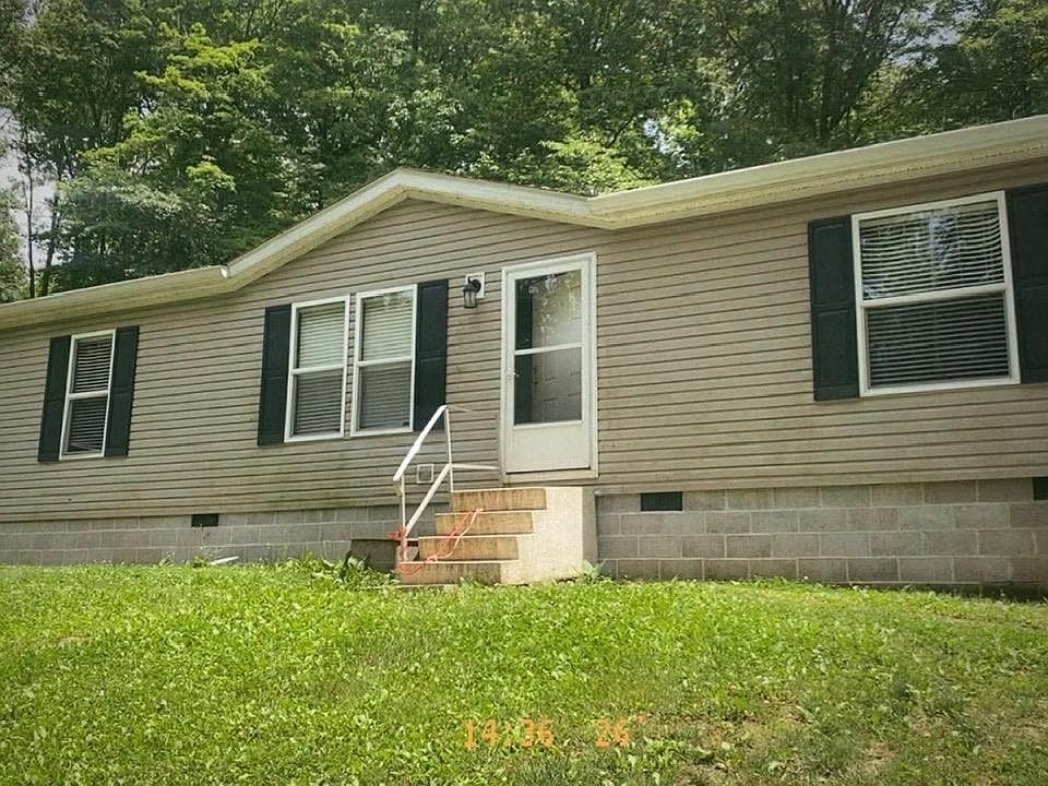 1st image of 7093 E Ash Rd