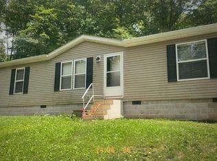 7093 E Ash Rd, Bloomfield, IN 47424