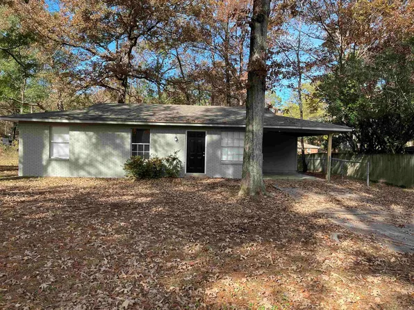 11208 Charlotte Dr, Shannon Hills, AR 72103