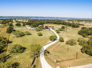1451 Hemming Rd, Valley View, TX 76272