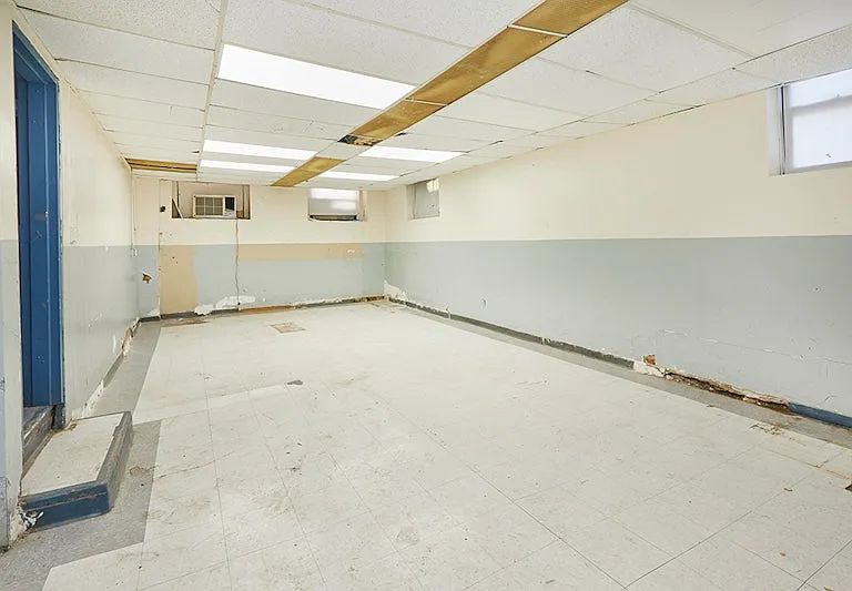 2025 67th St #SCHOOL — Photo 12