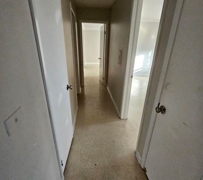 1st image of 317 & 320 N Harvard Ave #317-2B